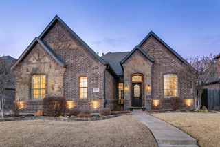 8957 Glendara Drive, North Richland Hills, TX 76182