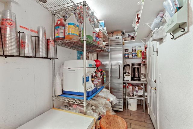 210 S Central Ave, Lodi, CA 95240
