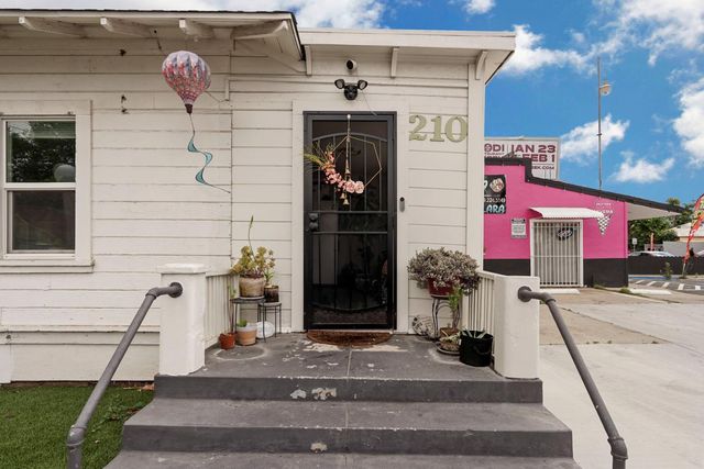 210 S Central Ave, Lodi, CA 95240