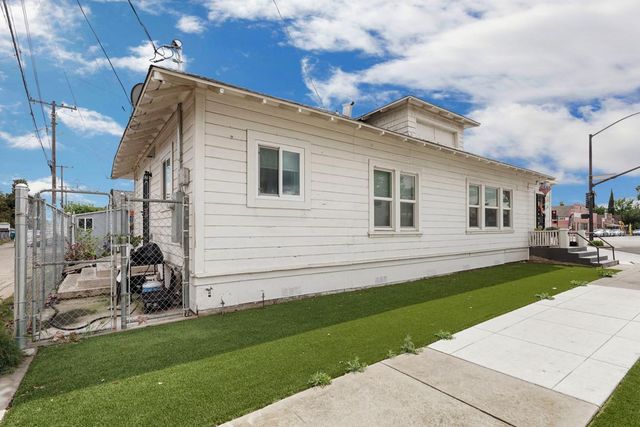 210 S Central Ave, Lodi, CA 95240