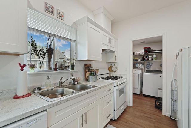 210 S Central Ave, Lodi, CA 95240