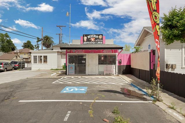 210 S Central Ave, Lodi, CA 95240