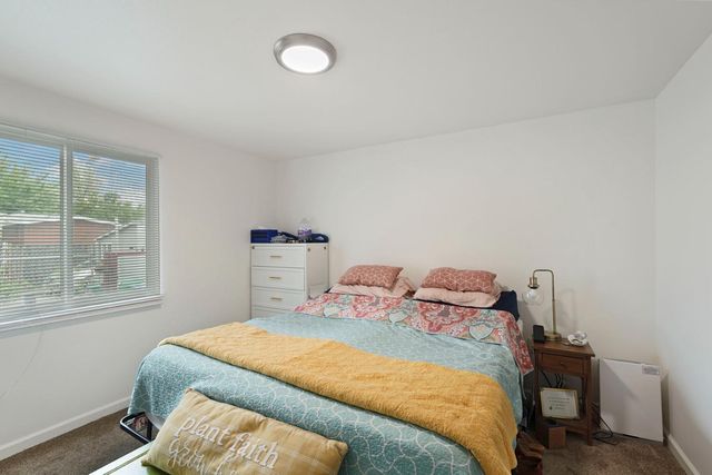 210 S Central Ave, Lodi, CA 95240