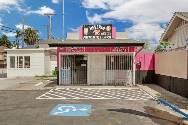 210 S Central Ave, Lodi, CA 95240