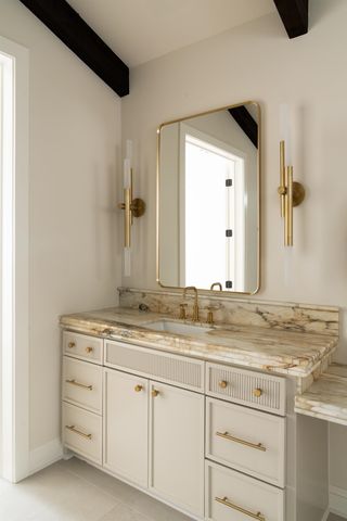 174 CR 2160D, Tatum, TX 75691