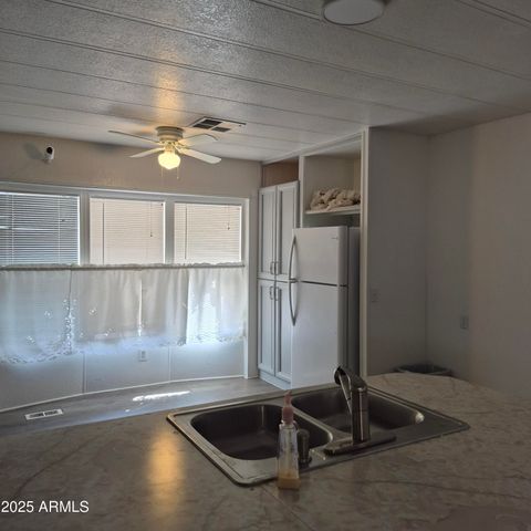 10955 N 79th Avenue 163, Peoria, AZ 85345