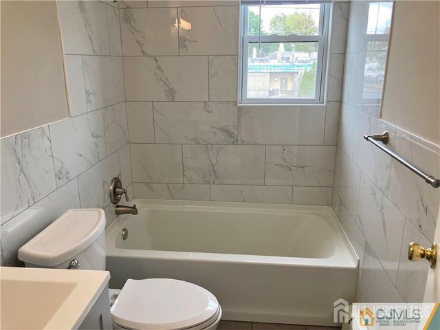 250 Penn Avenue 1A, Edison, NJ 08817