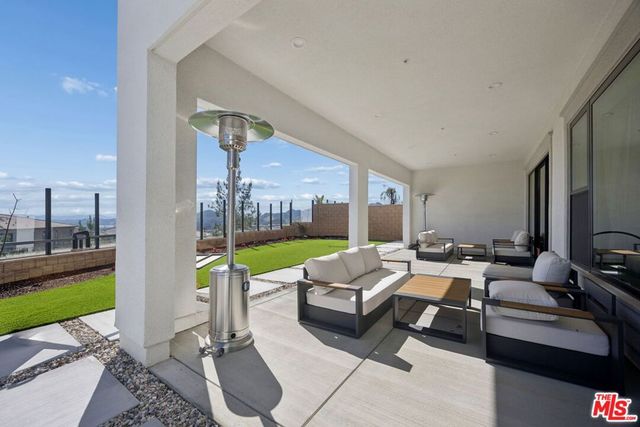 11800 W Tudor Court, Porter Ranch, CA 91326