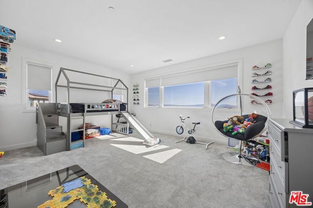 11800 W Tudor Court, Porter Ranch, CA 91326