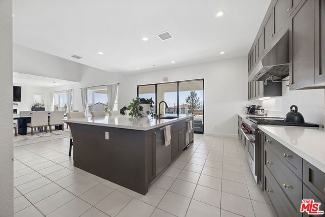 11800 W Tudor Court, Porter Ranch, CA 91326