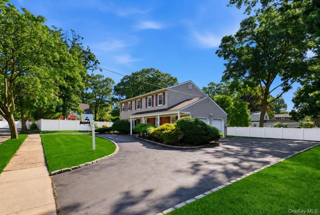 3 King Avenue, Melville, NY 11747
