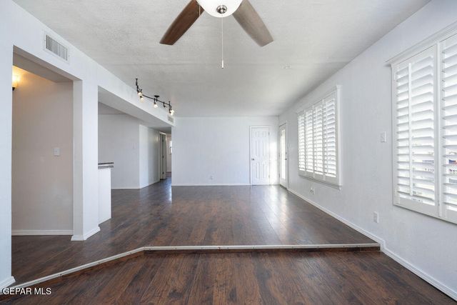 4737 Ambassador Drive, El Paso, TX 79924