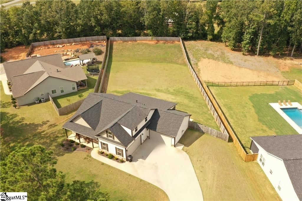 105 Cliftons Landing Drive, Anderson, SC 29625