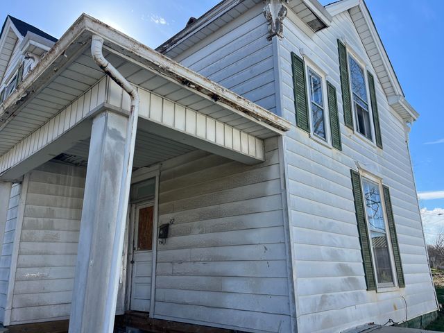 32 Hays Street, Winchester, KY 40391