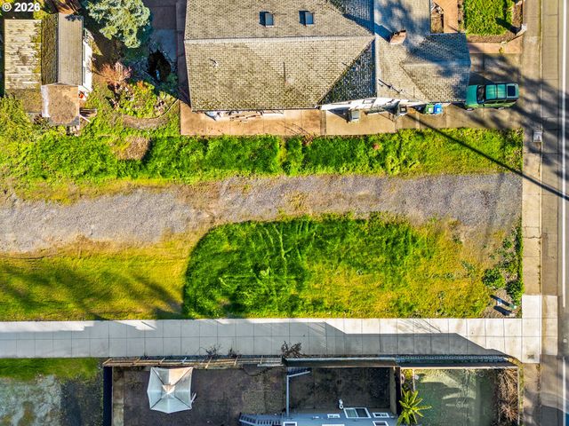 Cal Young Rd Lot 4, Eugene, OR 97401