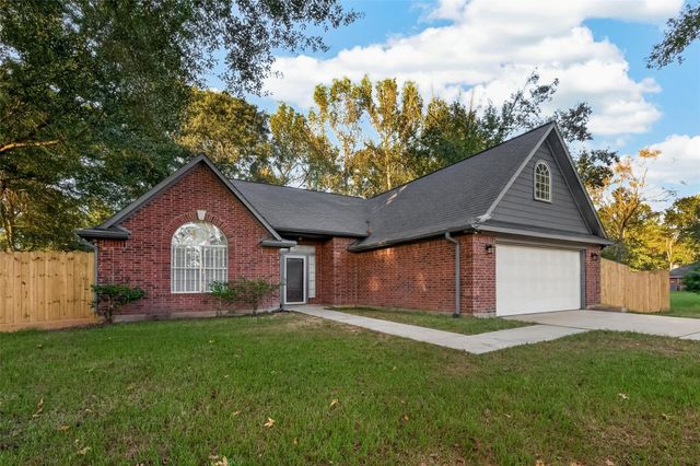 7318 Ramblewood Drive, Magnolia, TX 77354