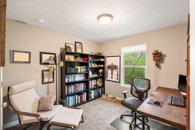 1093 E Lakota Street, Nixa, MO 65714