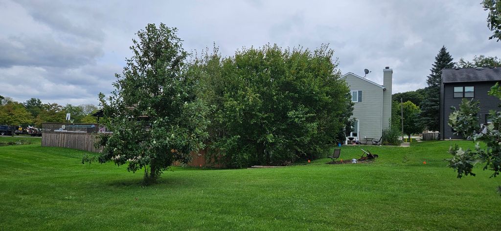 419 Kensington Drive, Streamwood, IL 60107 — photo 5