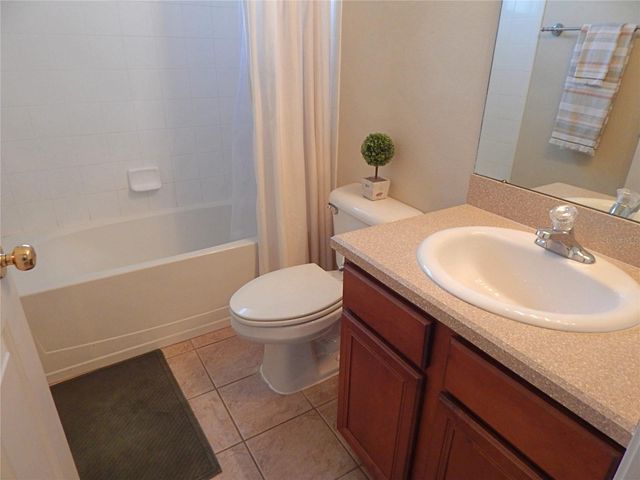 6519 BRIDGECREST DRIVE, Lithia, FL 33547