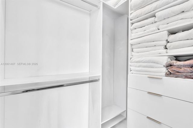 2301 E Collins Ave 1543, Miami Beach, FL 33139