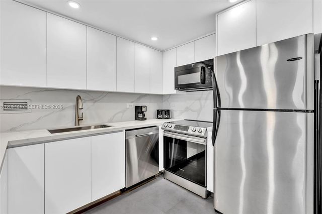 2301 E Collins Ave 1543, Miami Beach, FL 33139
