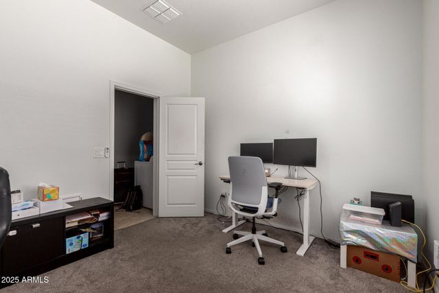 4740 E PEACH TREE Drive, Chandler, AZ 85249