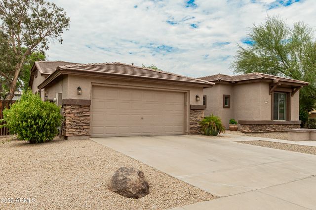 4740 E PEACH TREE Drive, Chandler, AZ 85249