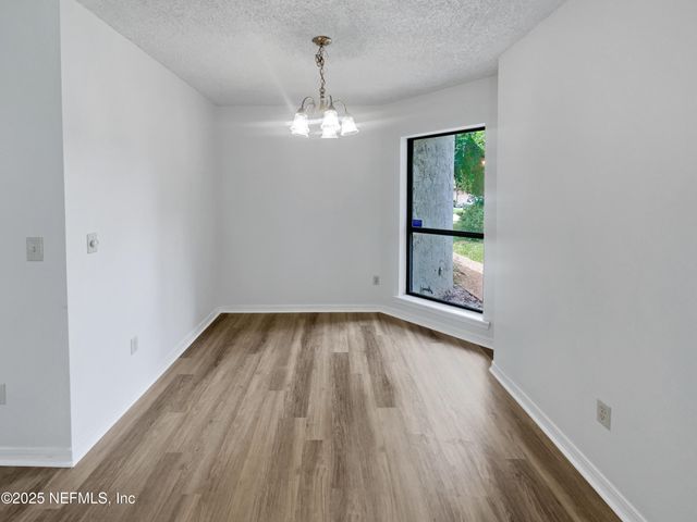 1127 ROMAINE Circle W, Jacksonville, FL 32225