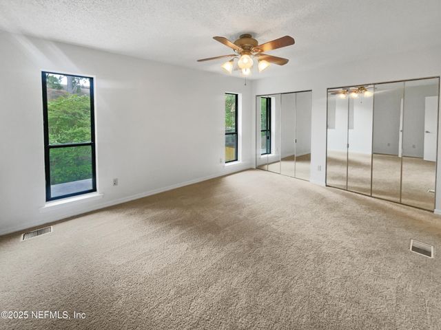 1127 ROMAINE Circle W, Jacksonville, FL 32225