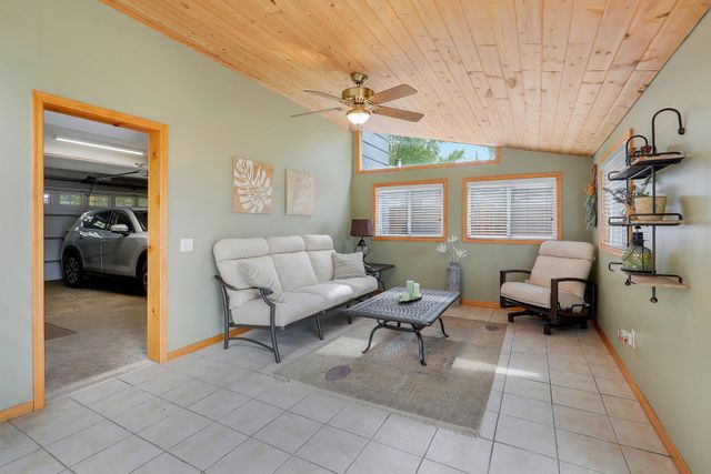 11840 Wren Street NW, Coon Rapids, MN 55433
