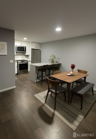 340 Bowler Court, Piscataway, NJ 08854