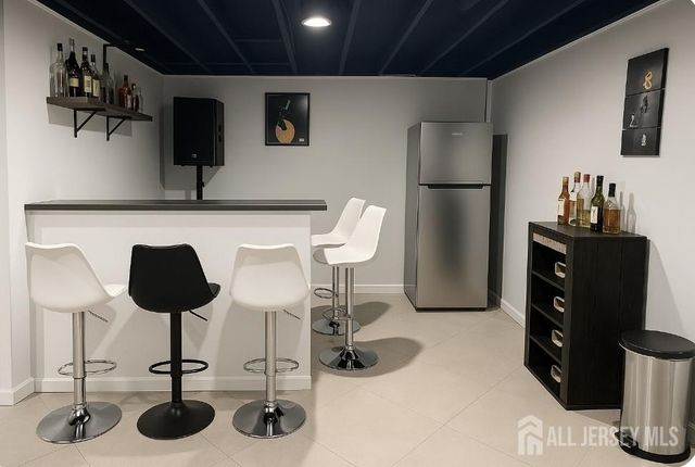 340 Bowler Court, Piscataway, NJ 08854