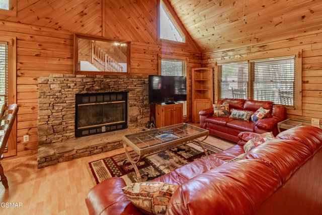 2322 Bonnie Lane, Sevierville, TN 37876