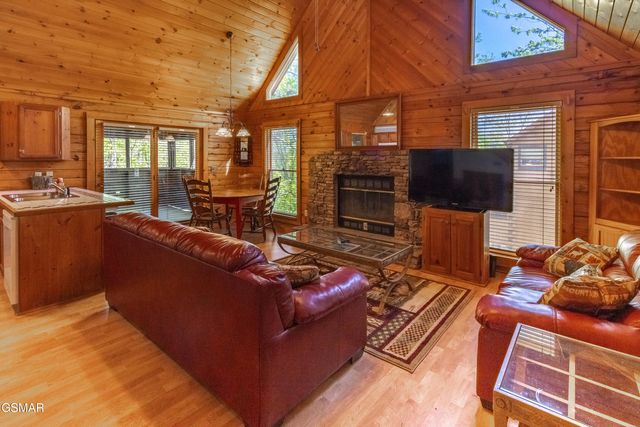 2322 Bonnie Lane, Sevierville, TN 37876