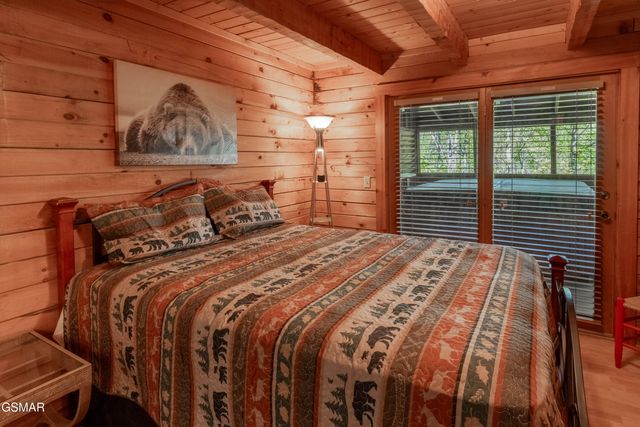 2322 Bonnie Lane, Sevierville, TN 37876
