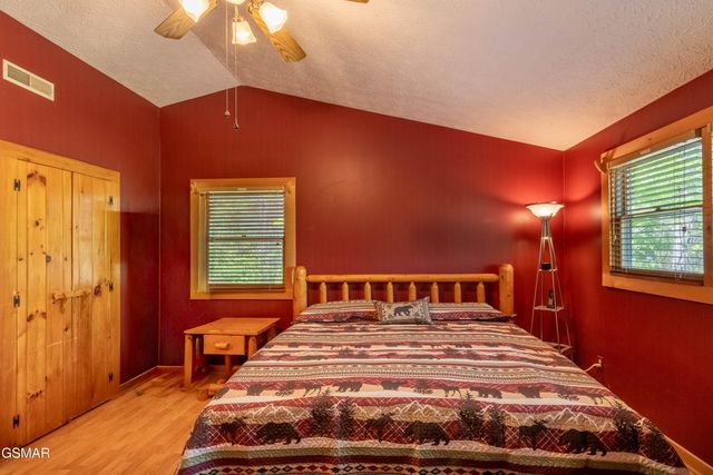 2322 Bonnie Lane, Sevierville, TN 37876