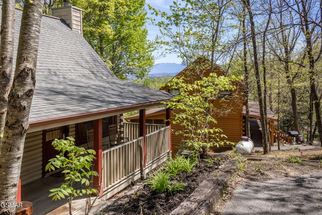 2322 Bonnie Lane, Sevierville, TN 37876