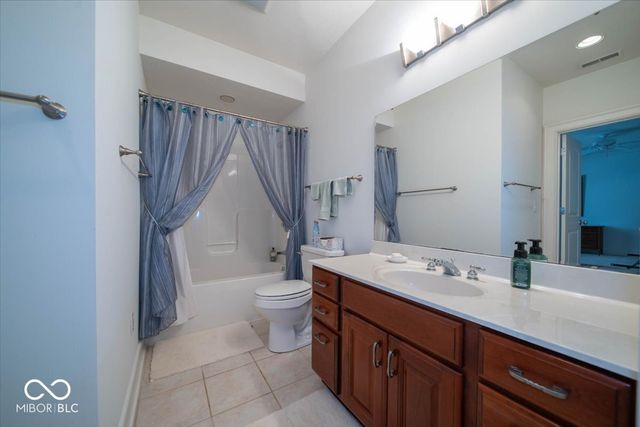 5424 Woodfield Drive N, Carmel, IN 46033