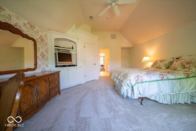 5424 Woodfield Drive N, Carmel, IN 46033
