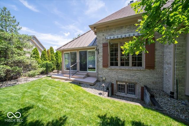 5424 Woodfield Drive N, Carmel, IN 46033