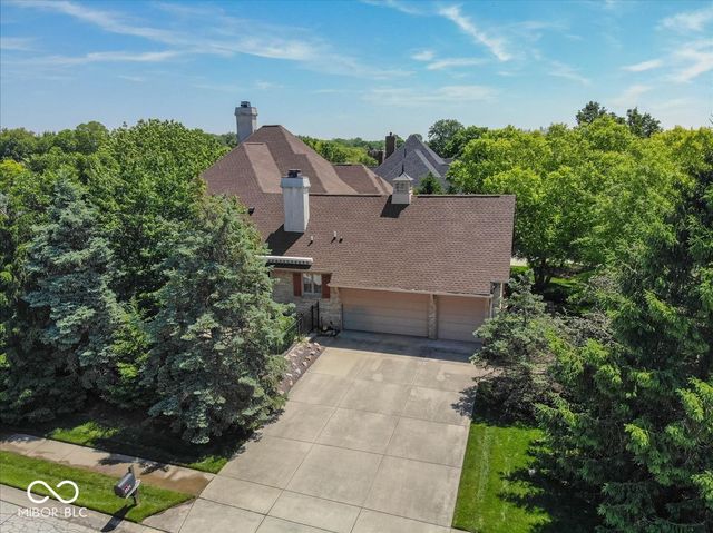 5424 Woodfield Drive N, Carmel, IN 46033