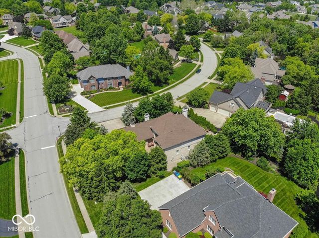 5424 Woodfield Drive N, Carmel, IN 46033