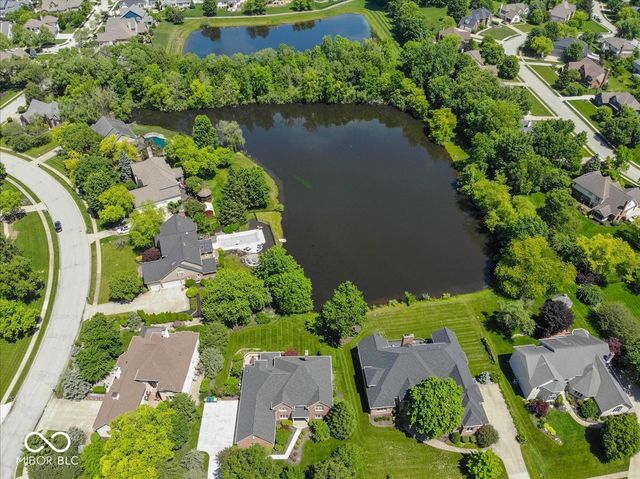 5424 Woodfield Drive N, Carmel, IN 46033