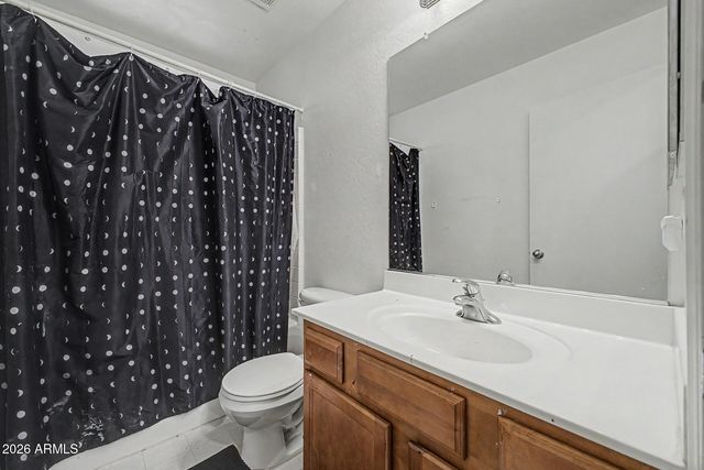 2325 E Greenlee Avenue, Apache Junction, AZ 85119