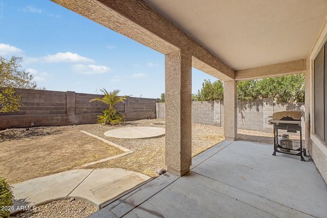 2325 E Greenlee Avenue, Apache Junction, AZ 85119