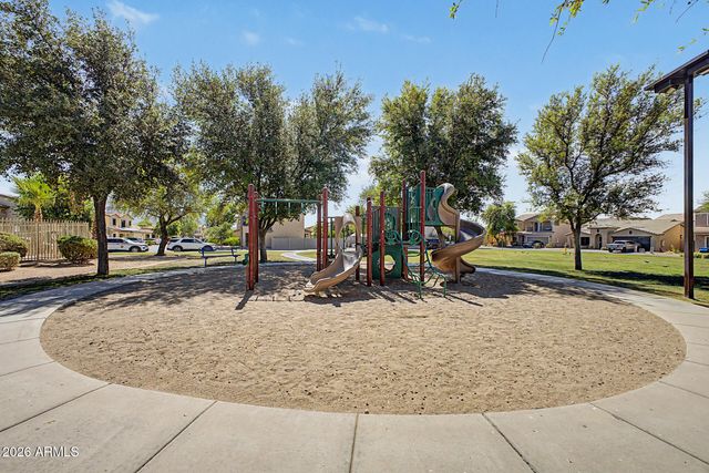 2325 E Greenlee Avenue, Apache Junction, AZ 85119