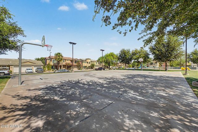 2325 E Greenlee Avenue, Apache Junction, AZ 85119