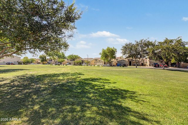 2325 E Greenlee Avenue, Apache Junction, AZ 85119