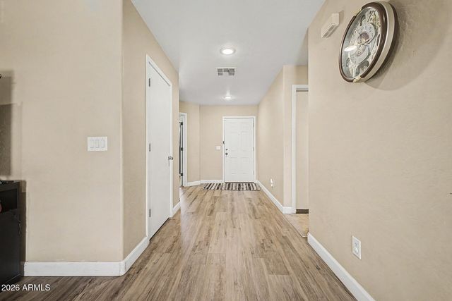 2325 E Greenlee Avenue, Apache Junction, AZ 85119