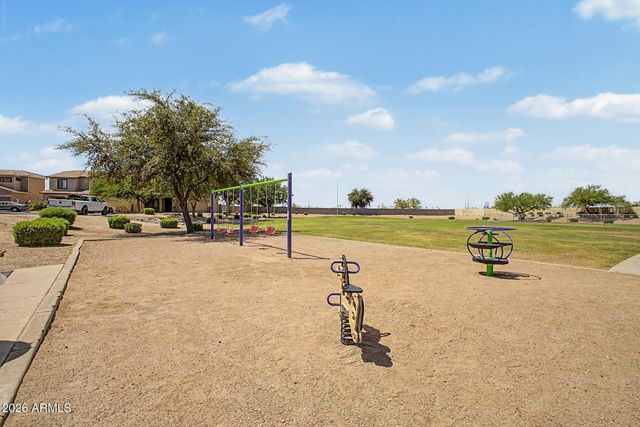 2325 E Greenlee Avenue, Apache Junction, AZ 85119